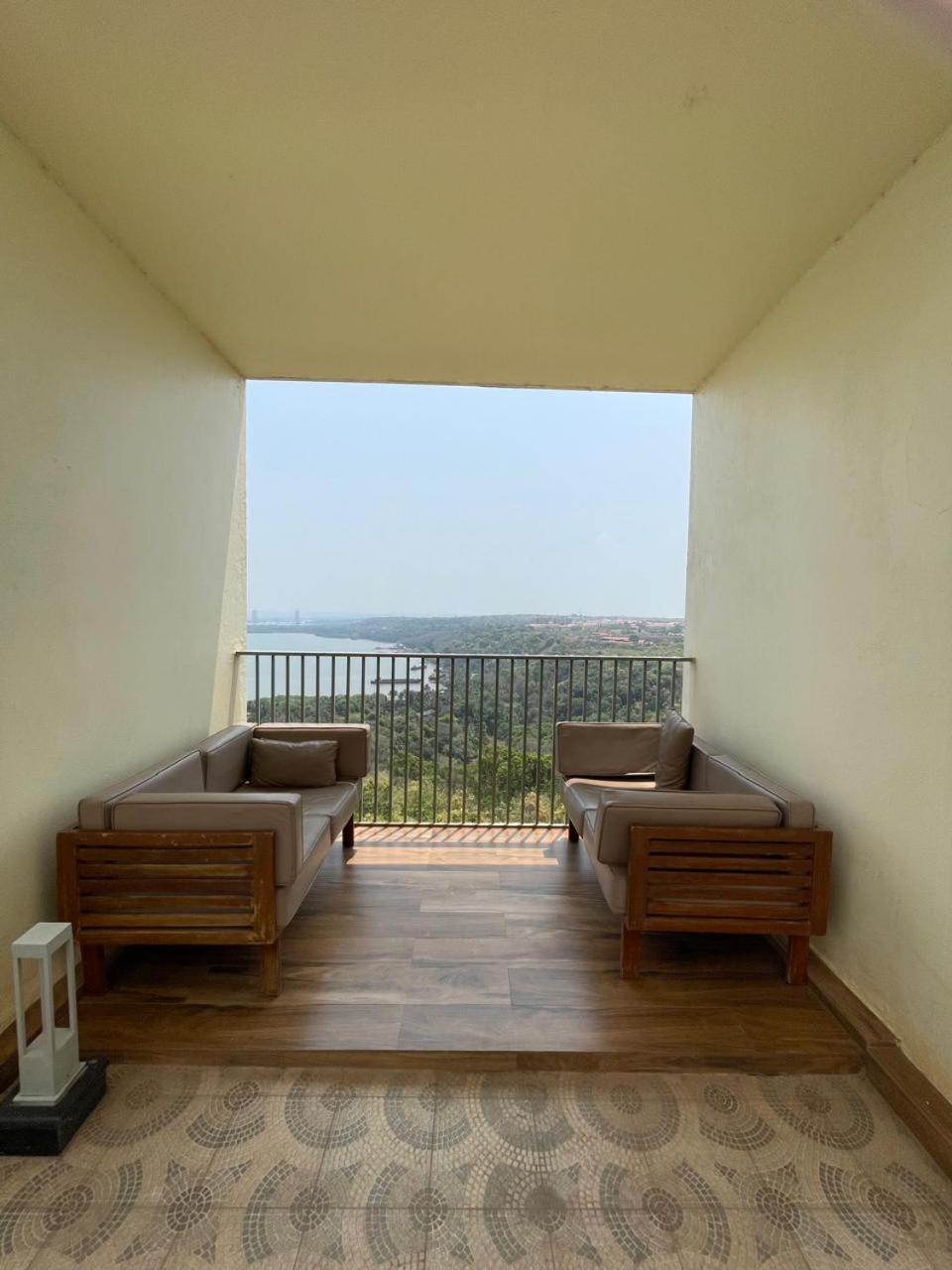 Good Stay 2Bhk Pool Apartment 10 Mins From Dabolim Airport Goa 102 Consua Exterior foto